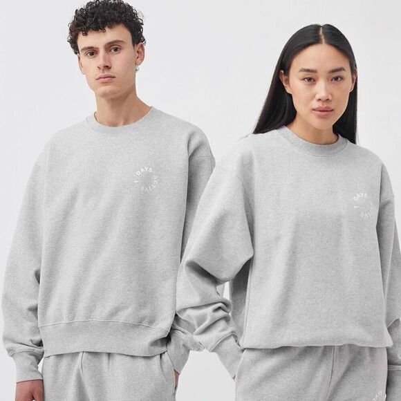 7 Days Active Monday Sweatshirt Unisex Grey M Athleisure Everyday Cozy Comfy - Picture 1 of 13